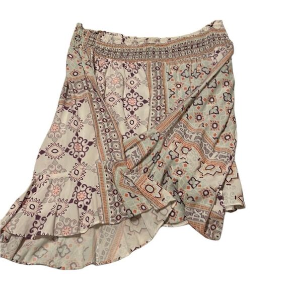 Bobi Black szS multi print off the shoulder bell sleeve crop blouse EUC - Picture 1 of 7